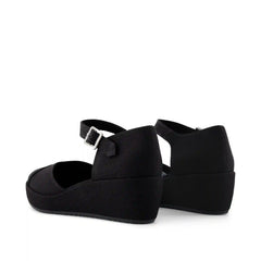 Womens Gwyneth Wedge Black Canvas