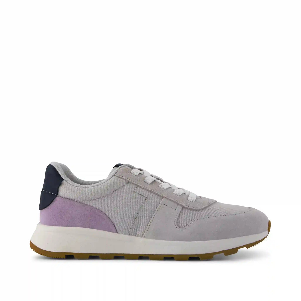 Womens TRVL LITE Retro Runner Sneaker Water Repellent Lunar Grey Suede