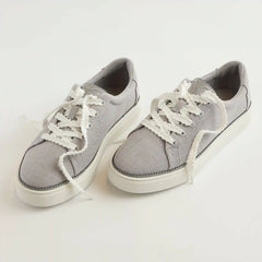 Womens Izzy Lace-Up Sneaker Drizzle Grey Heritage Canvas